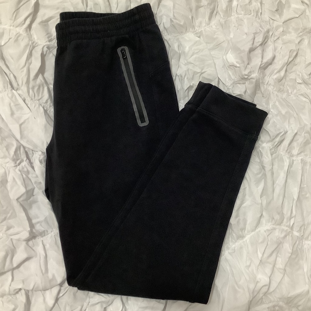 Black Light Weight Jogger